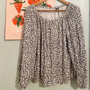 Versatile Chic Blouse!